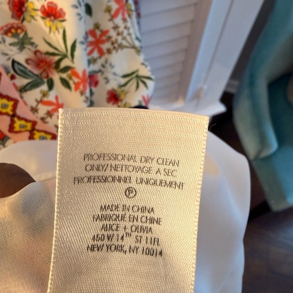 Alice + Olivia Kathy Floral Tiered Mini Dress, Size 6 - Picture 11 of 16